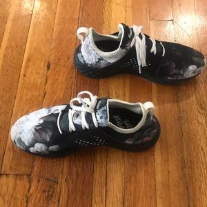 new balance fresh foam cruz floral